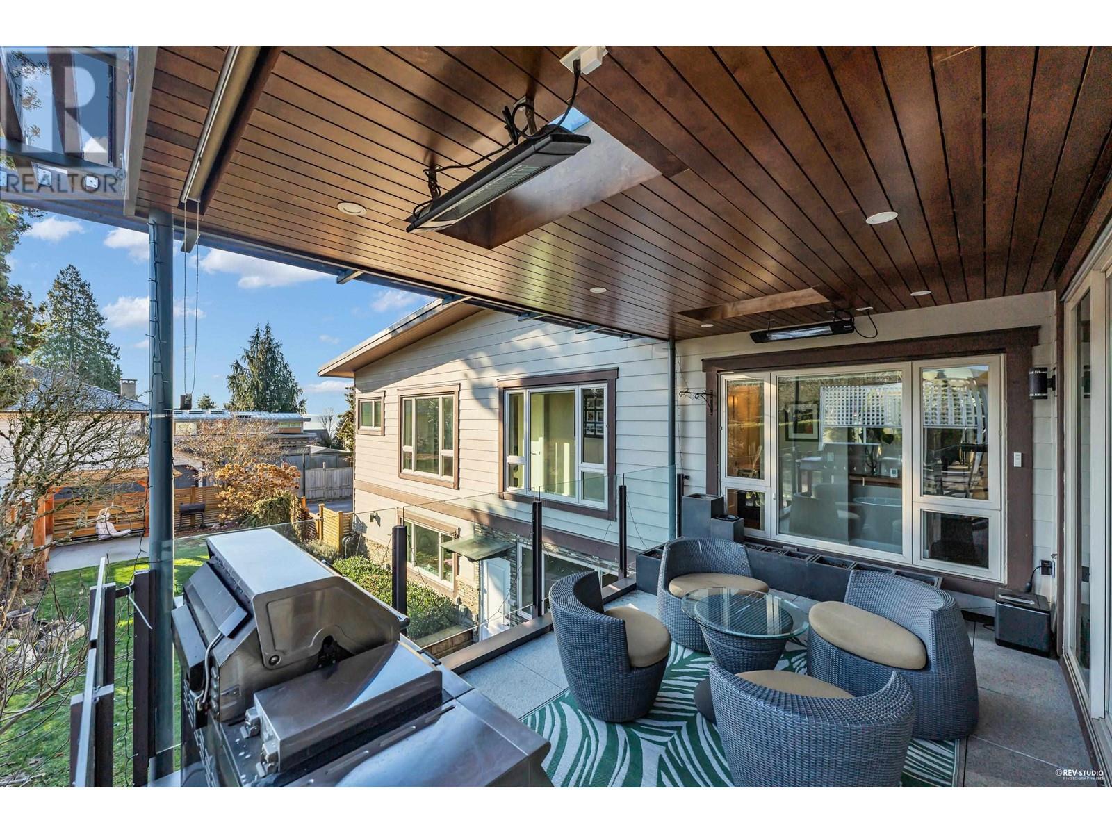 1318 Inglewood Avenue, West Vancouver, British Columbia  V7T 1Y9 - Photo 15 - R2968794