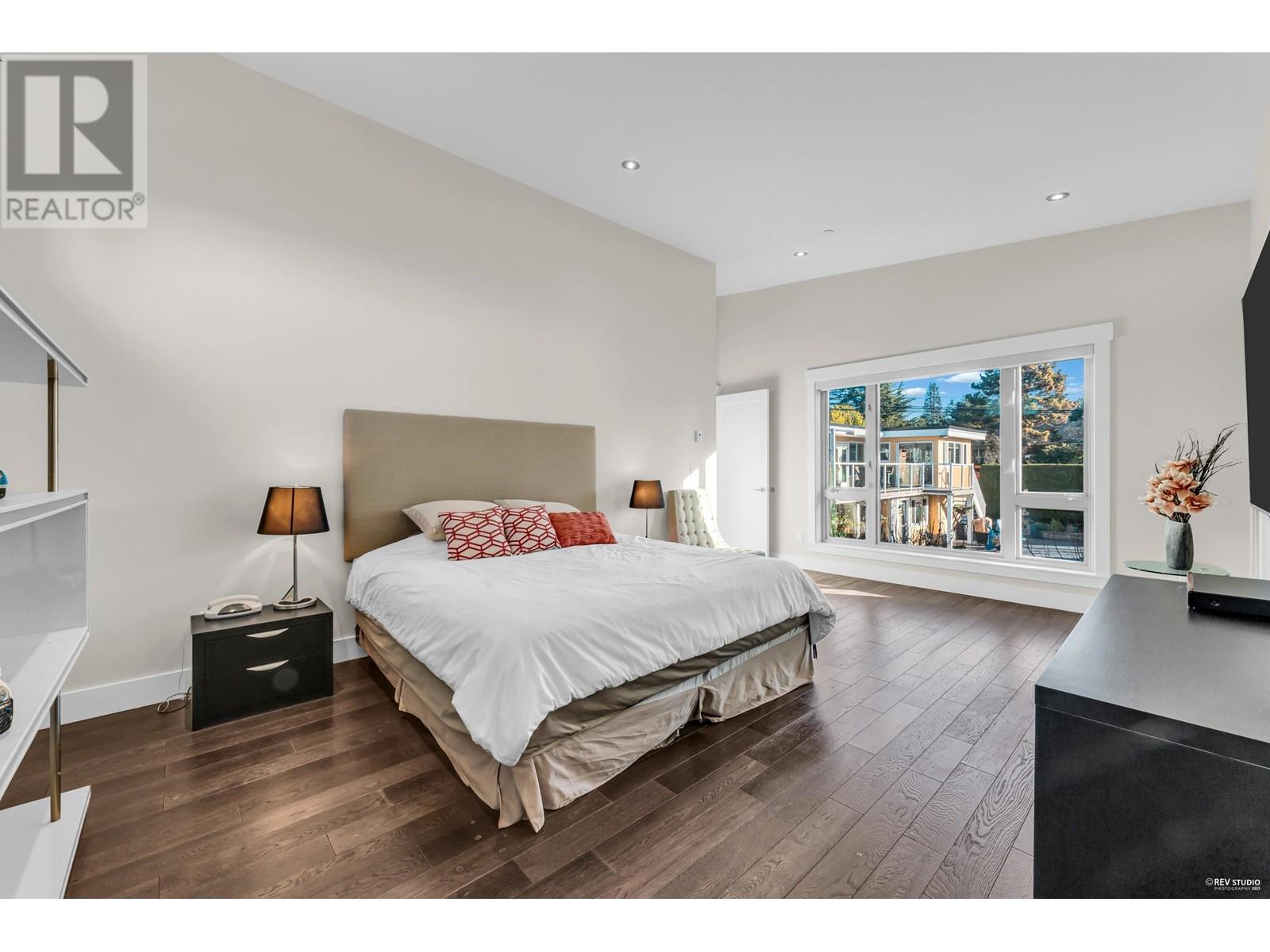 1318 Inglewood Avenue, West Vancouver, British Columbia  V7T 1Y9 - Photo 21 - R2968794
