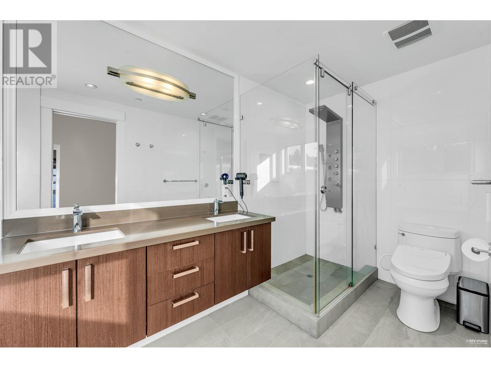 1318 Inglewood Avenue, West Vancouver, British Columbia  V7T 1Y9 - Photo 22 - R2968794