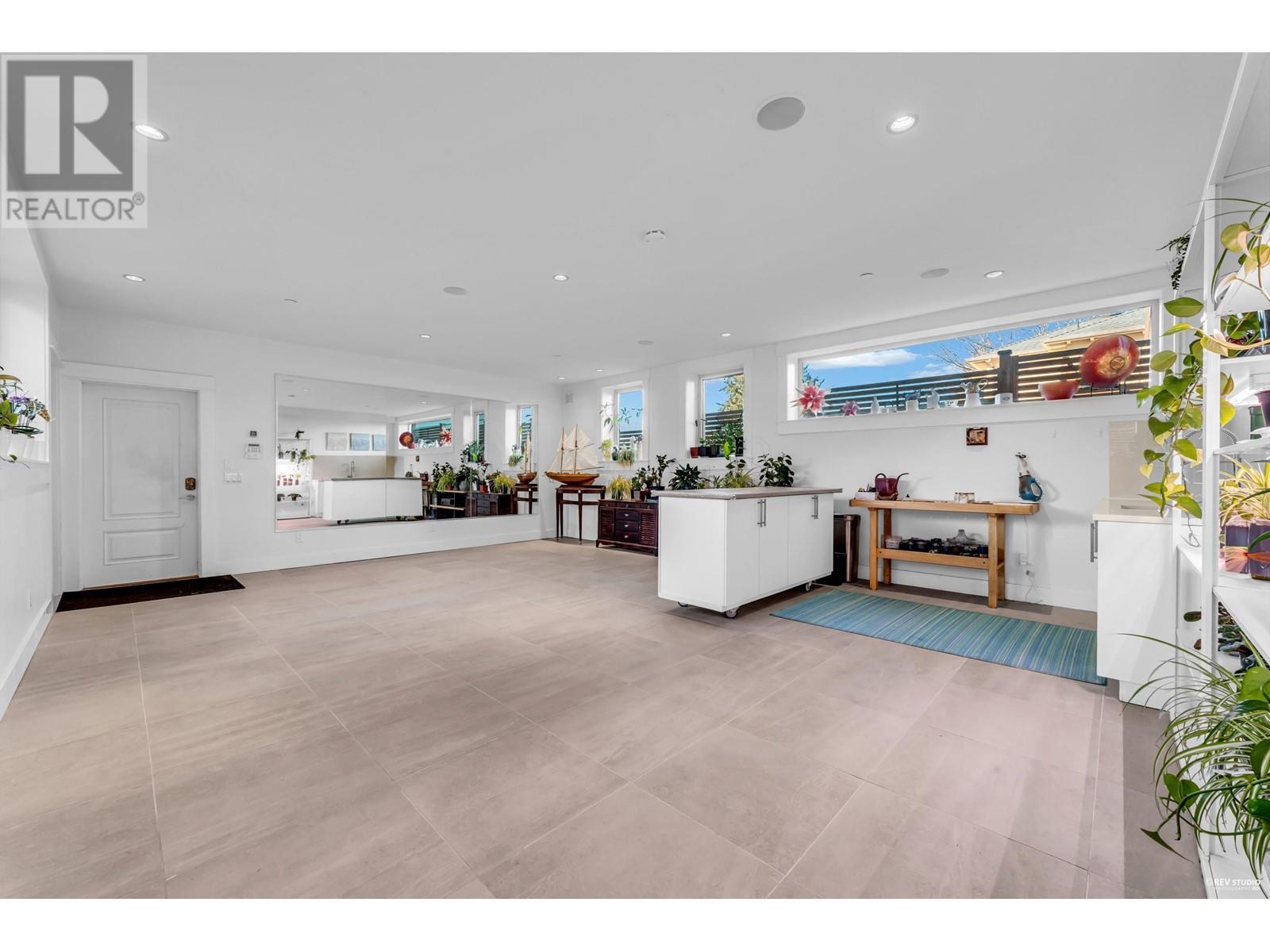 1318 Inglewood Avenue, West Vancouver, British Columbia  V7T 1Y9 - Photo 34 - R2968794