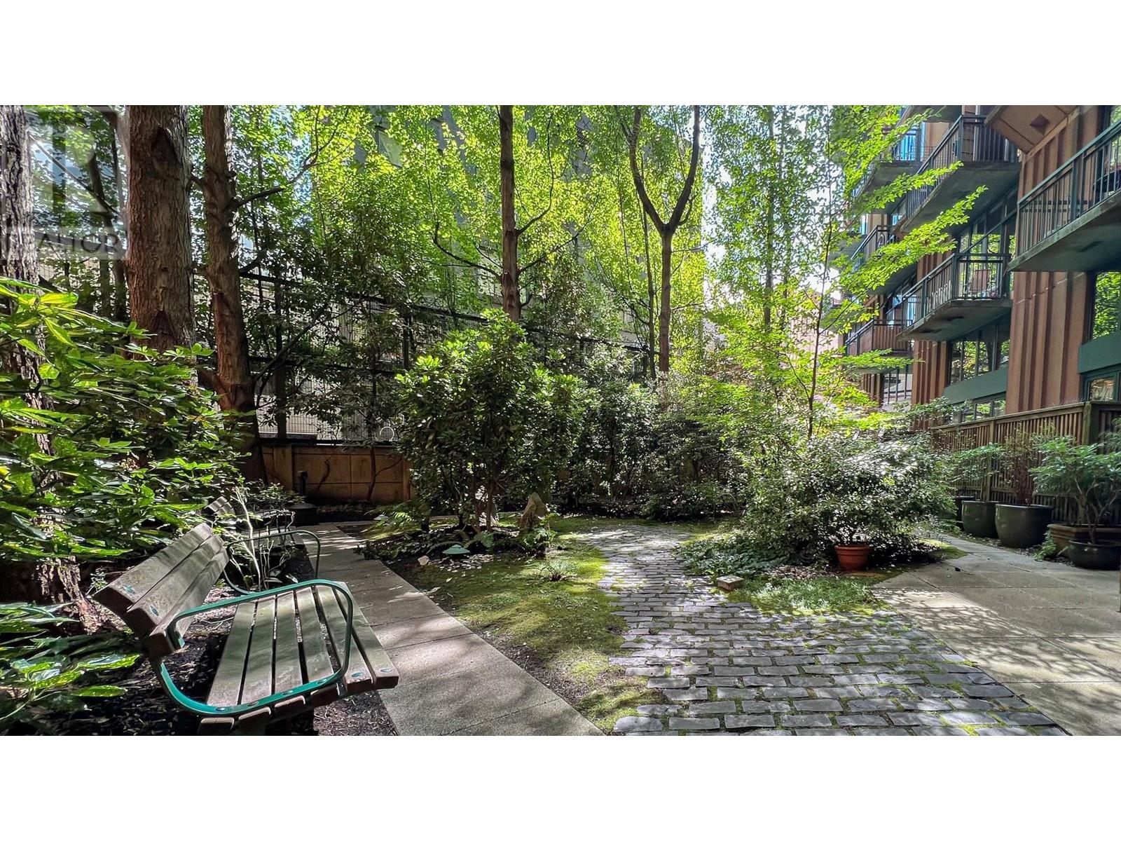 Listing Picture 20 of 21 : 516 22 E CORDOVA STREET, Vancouver / 溫哥華 - 魯藝地產 Yvonne Lu Group - MLS Medallion Club Member