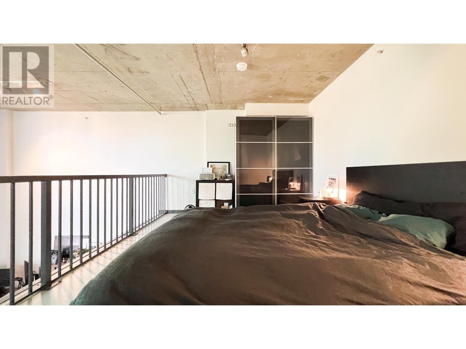 Listing Picture 14 of 21 : 516 22 E CORDOVA STREET, Vancouver / 溫哥華 - 魯藝地產 Yvonne Lu Group - MLS Medallion Club Member