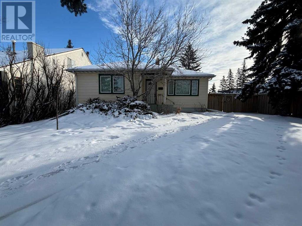 1624 Summit Street Sw, Calgary, Alberta  T3C 2M1 - Photo 1 - A2194687