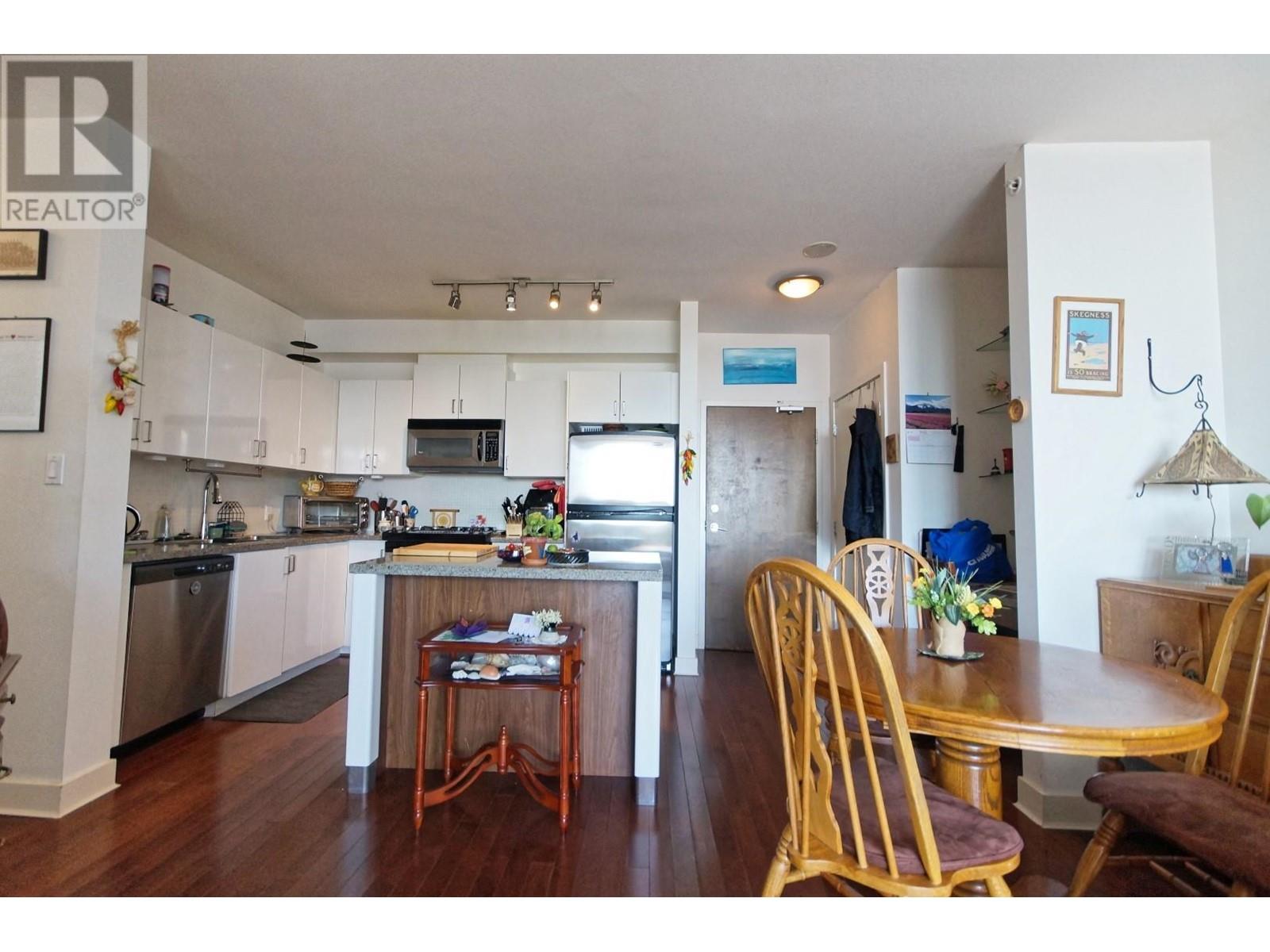 1609 155 W 1st Street, North Vancouver, British Columbia  V7M 3N8 - Photo 6 - R2968621