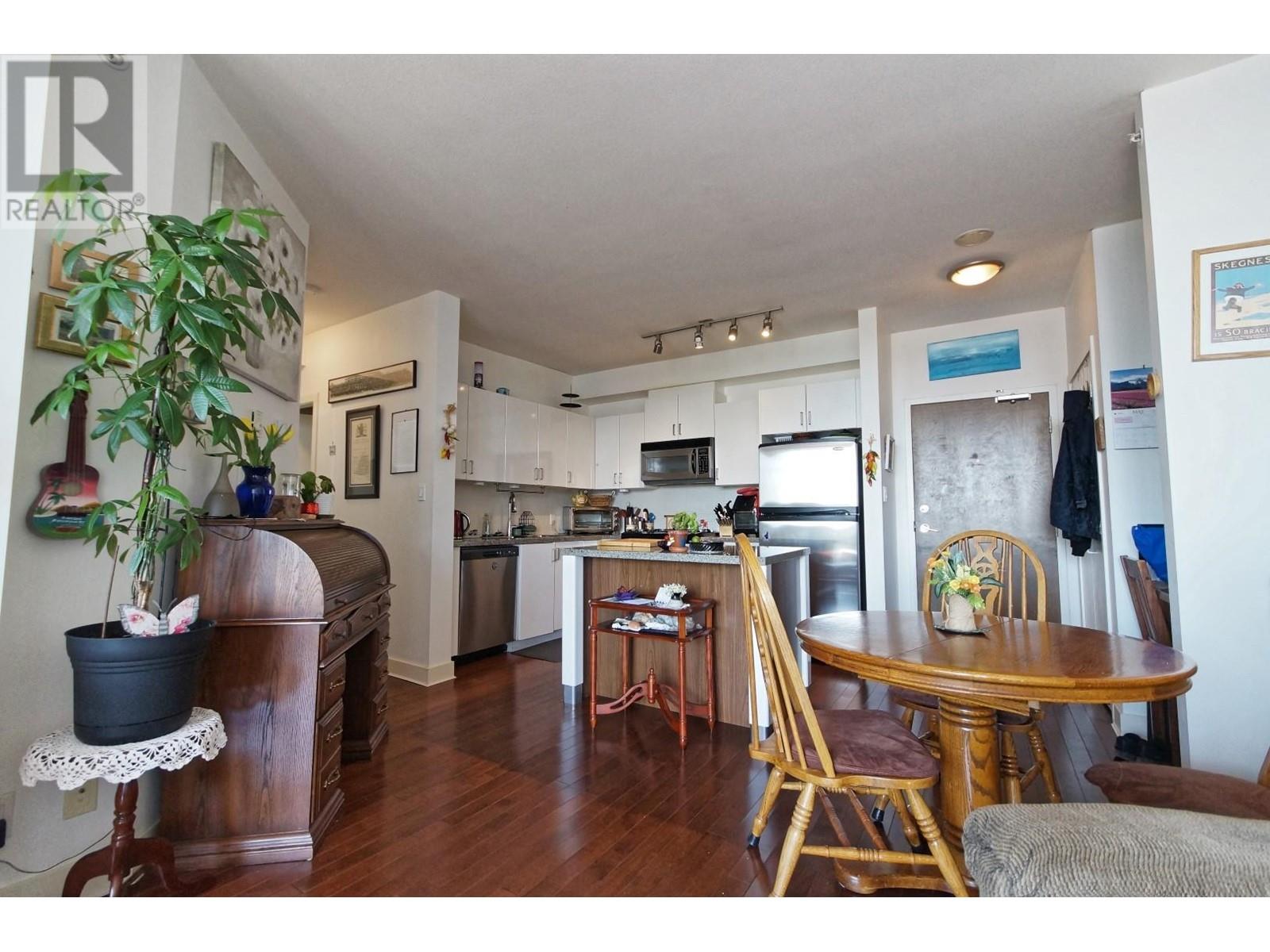 1609 155 W 1st Street, North Vancouver, British Columbia  V7M 3N8 - Photo 7 - R2968621
