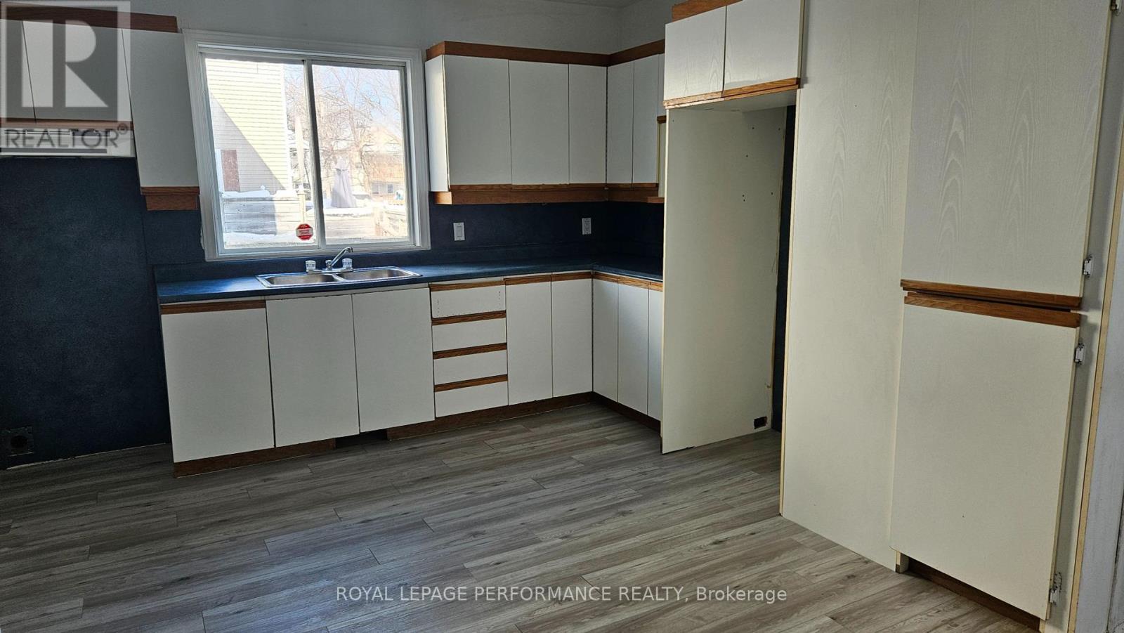 334 Mcconnell Avenue E, Cornwall, Ontario  K6H 4L5 - Photo 11 - X11979737
