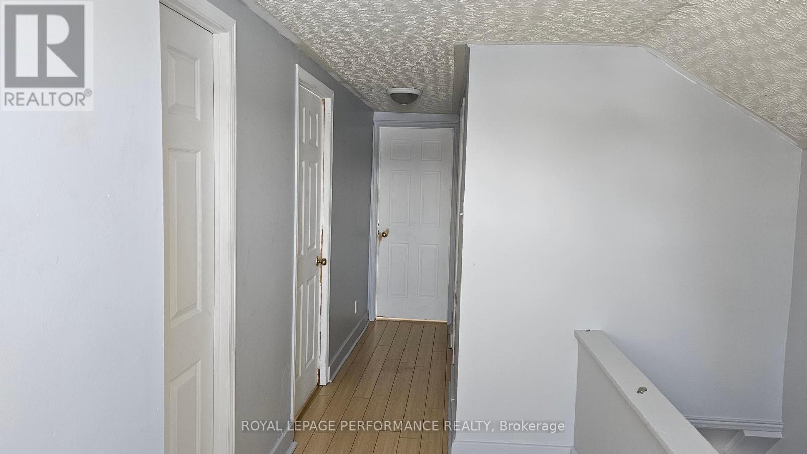 Property at 334 MCCONNELL AVENUE E image 5