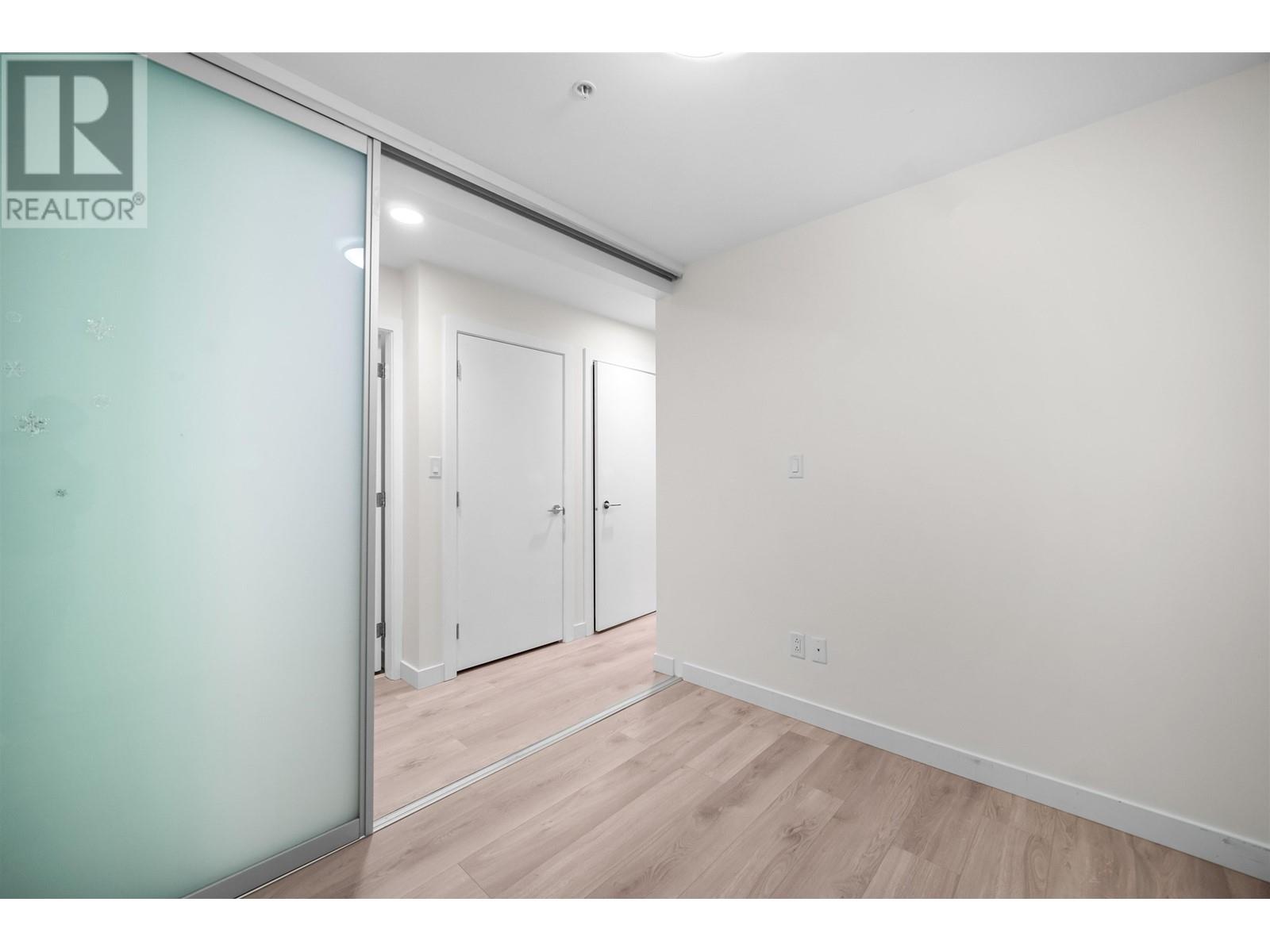 Listing Picture 11 of 14 : 206 9350 UNIVERSITY HIGH STREET, Burnaby / 本拿比 - 魯藝地產 Yvonne Lu Group - MLS Medallion Club Member