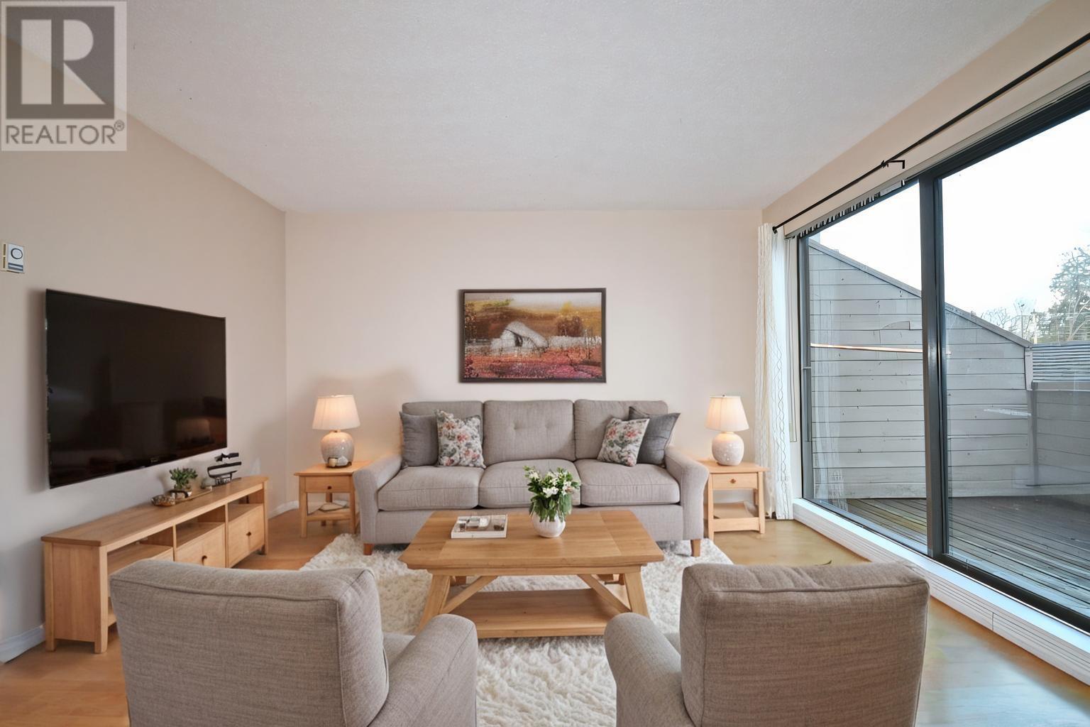 205 8160 Colonial Drive, Richmond, British Columbia  V7C 4T7 - Photo 4 - R2968163