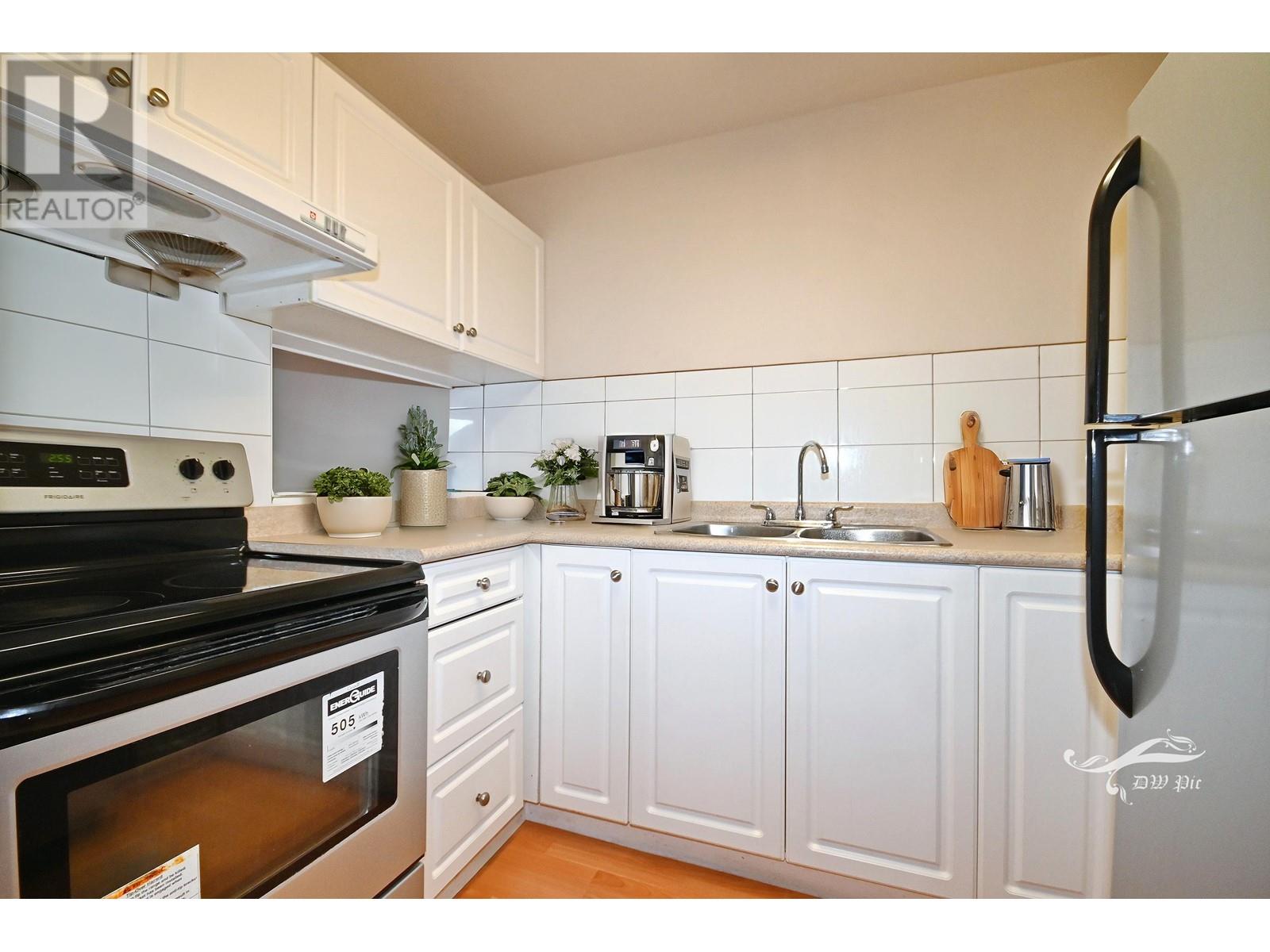 205 8160 Colonial Drive, Richmond, British Columbia  V7C 4T7 - Photo 12 - R2968163