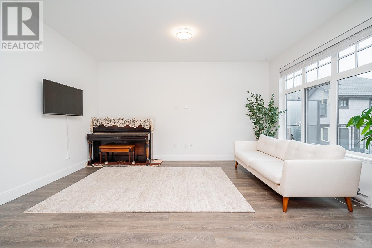 143 1290 Mitchell Street, Coquitlam, British Columbia  V3E 0N9 - Photo 4 - R2968436