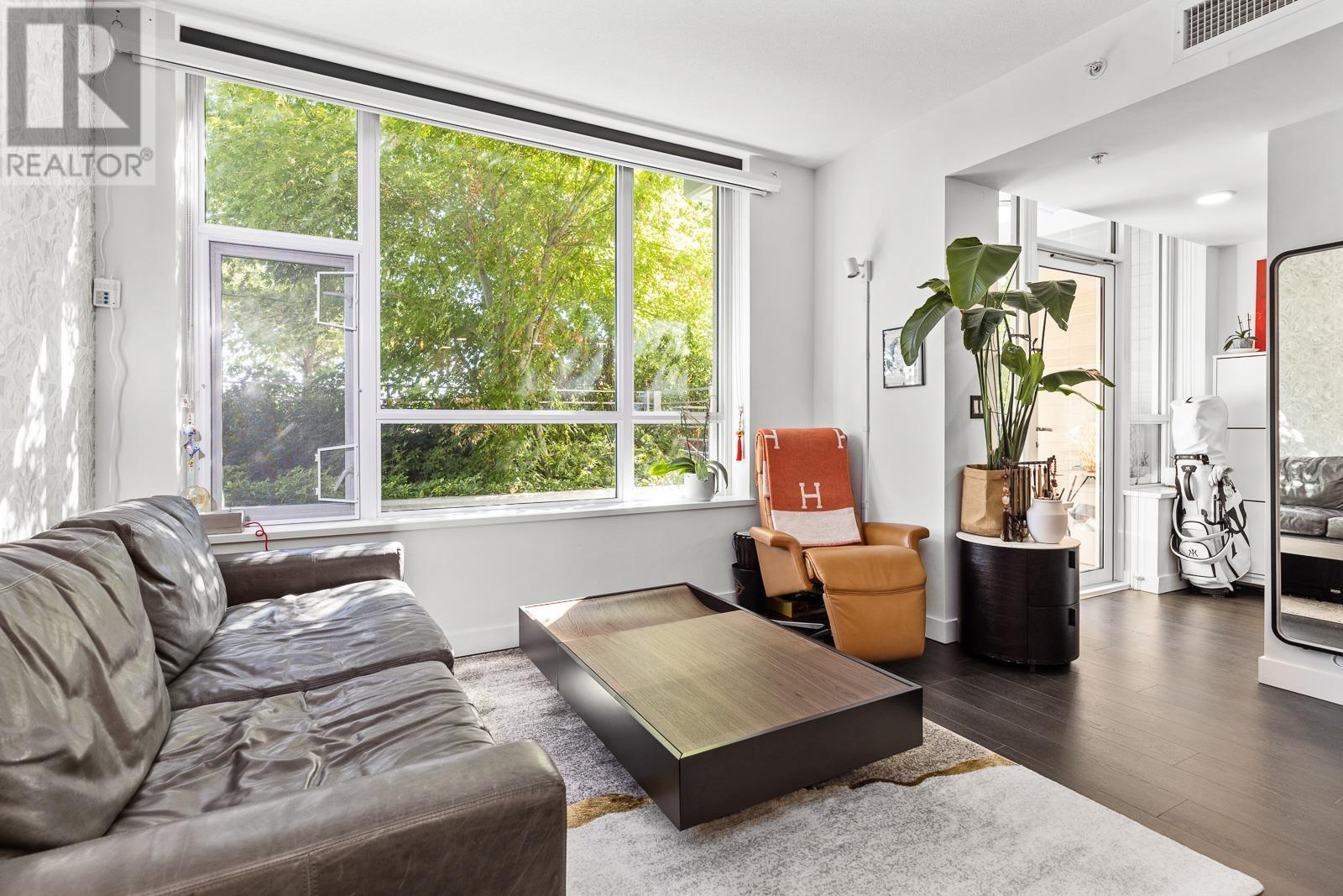 Listing Picture 7 of 28 : 312 3300 KETCHESON ROAD, Richmond / 烈治文 - 魯藝地產 Yvonne Lu Group - MLS Medallion Club Member