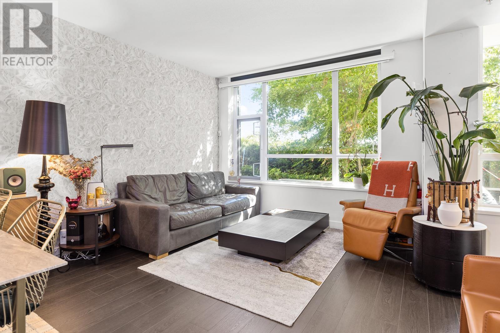 Listing Picture 6 of 28 : 312 3300 KETCHESON ROAD, Richmond / 烈治文 - 魯藝地產 Yvonne Lu Group - MLS Medallion Club Member