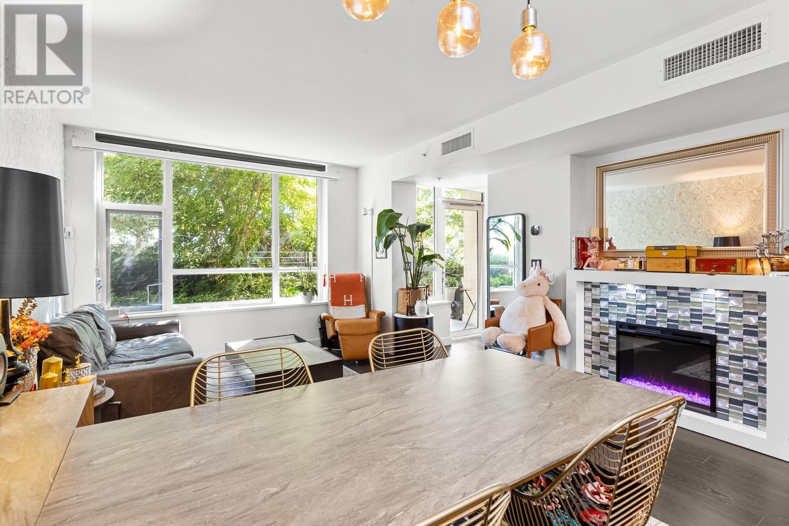 Listing Picture 11 of 28 : 312 3300 KETCHESON ROAD, Richmond / 烈治文 - 魯藝地產 Yvonne Lu Group - MLS Medallion Club Member
