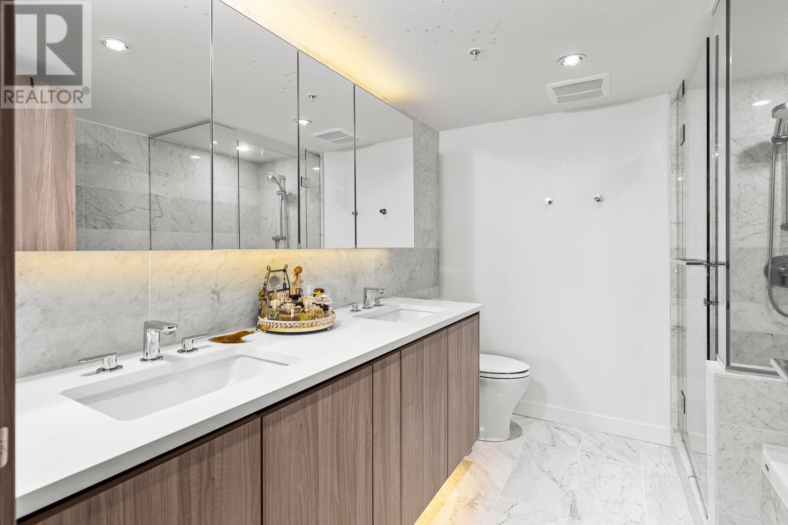 Listing Picture 20 of 28 : 312 3300 KETCHESON ROAD, Richmond / 烈治文 - 魯藝地產 Yvonne Lu Group - MLS Medallion Club Member