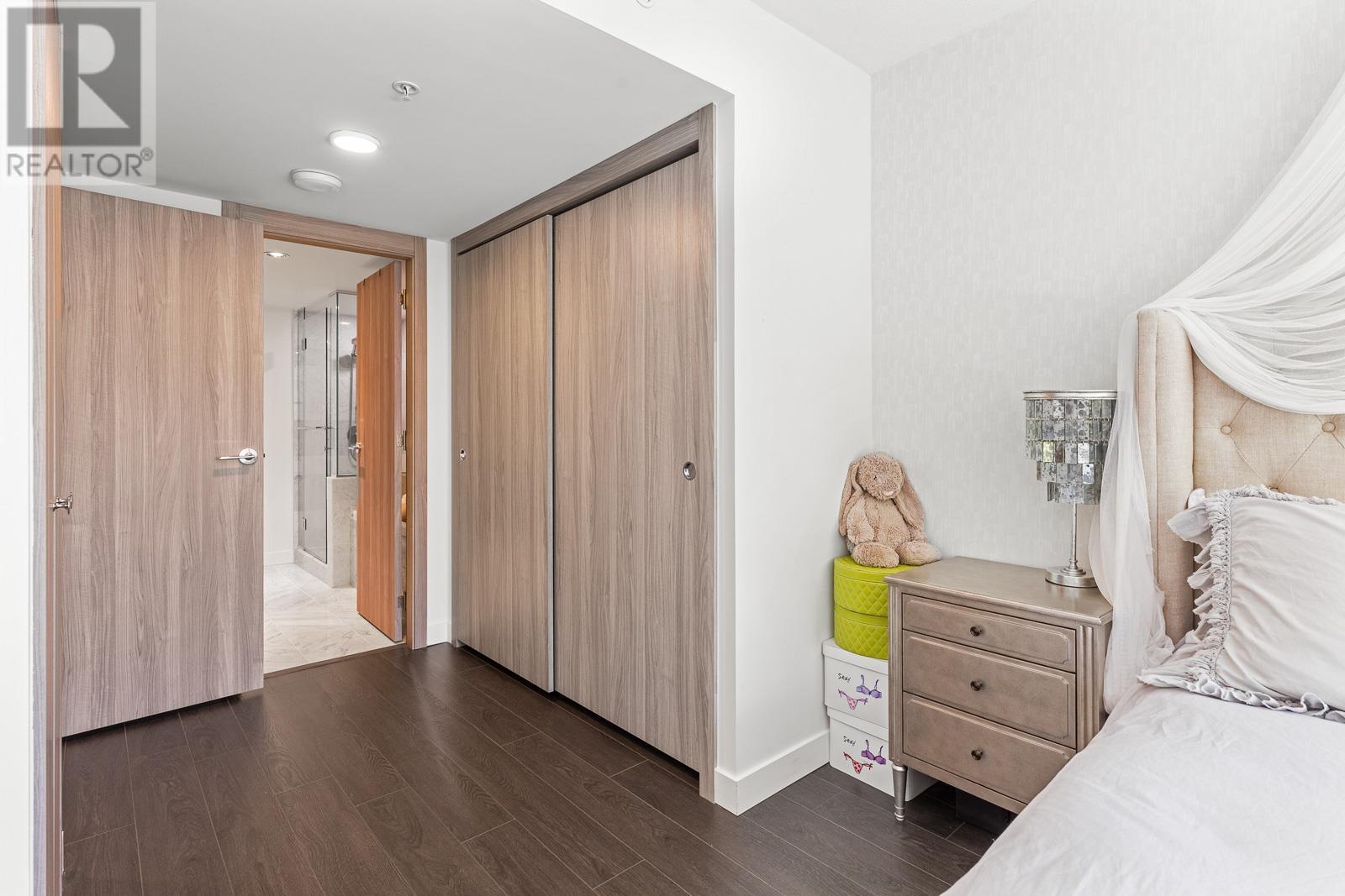Listing Picture 19 of 28 : 312 3300 KETCHESON ROAD, Richmond / 烈治文 - 魯藝地產 Yvonne Lu Group - MLS Medallion Club Member