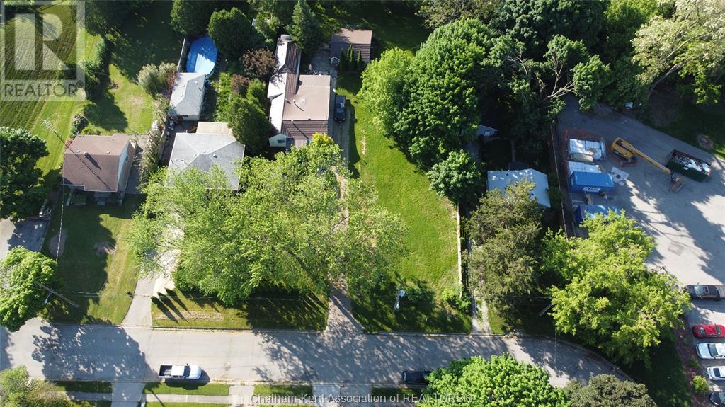 12 Siskind Court, Chatham, Ontario  N7L 5A1 - Photo 2 - 25003222