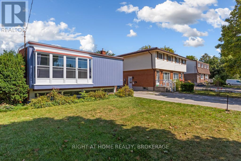 Property at 231 ALMA STREET N image 2