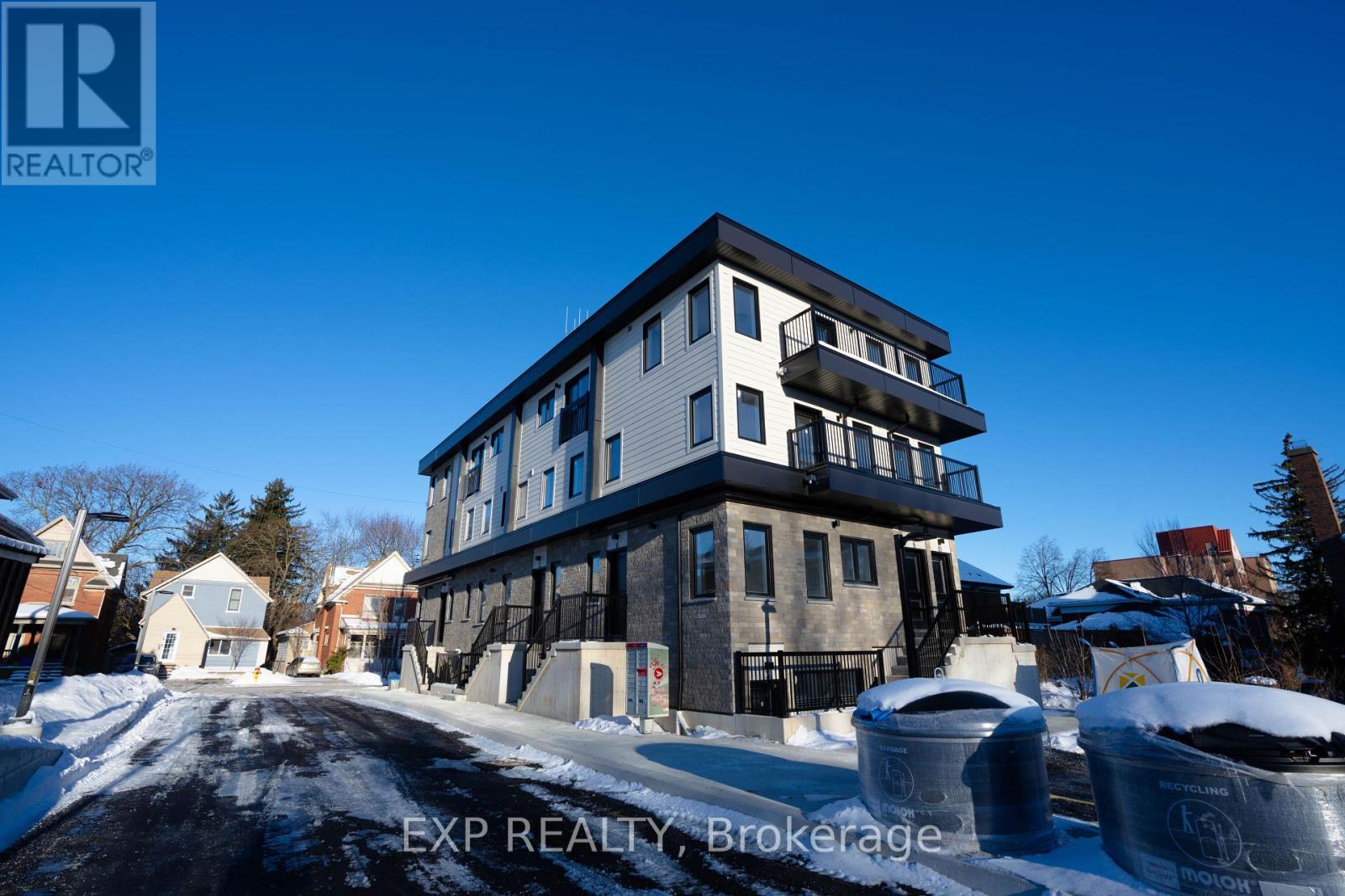 Property at 2 - 17 PETER STREET image 4