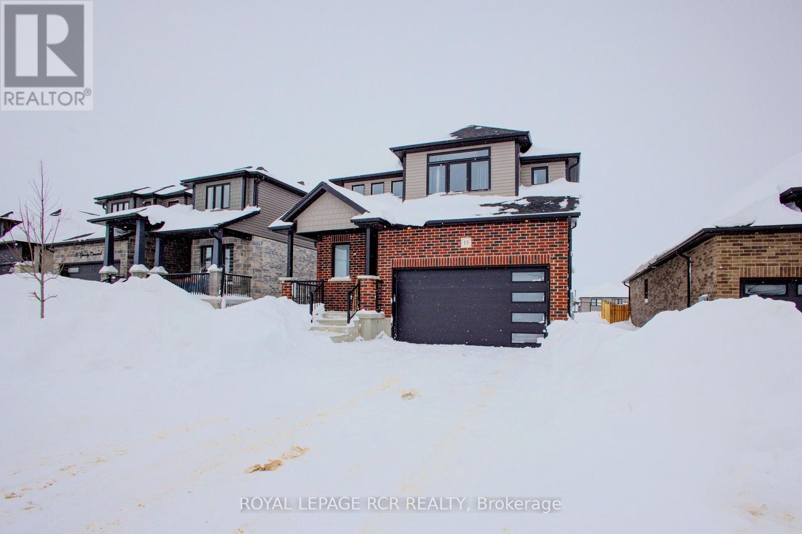 13 Grundy Crescent, East Luther Grand Valley, Ontario  L9W 7S7 - Photo 3 - X11978160