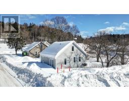 18 SNOW ROAD S, Bancroft, Ontario