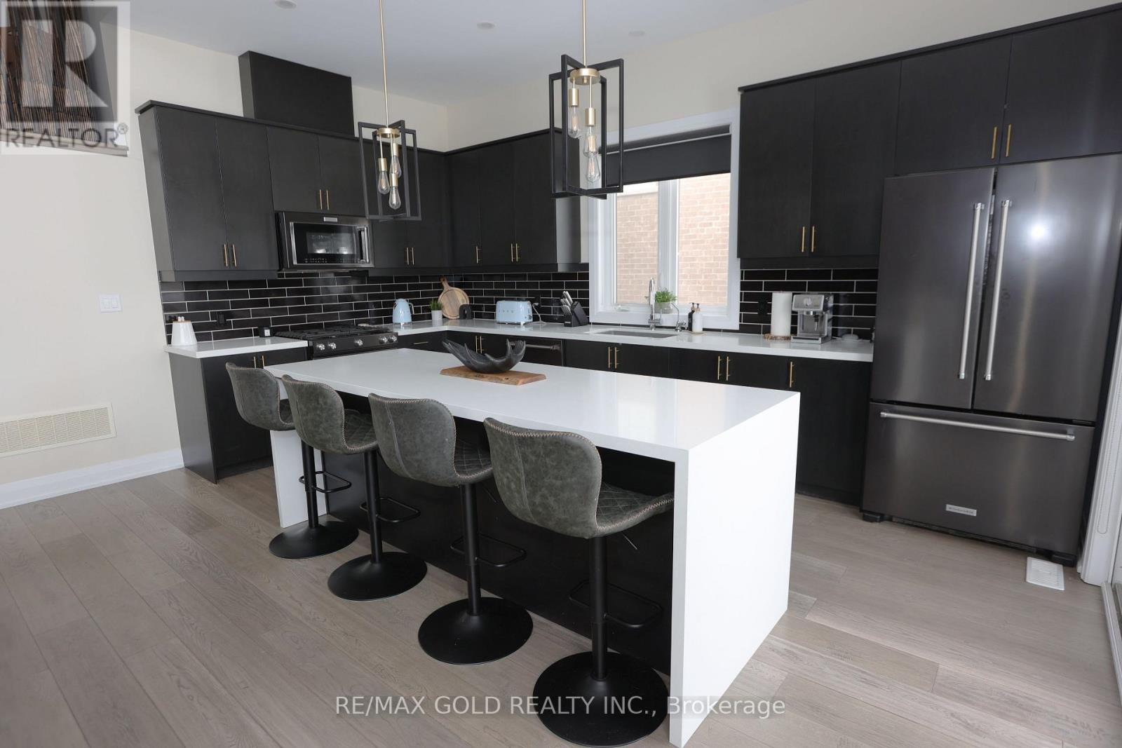 409 Somme Street, Woodstock, Ontario  N4T 0K3 - Photo 8 - X11962527