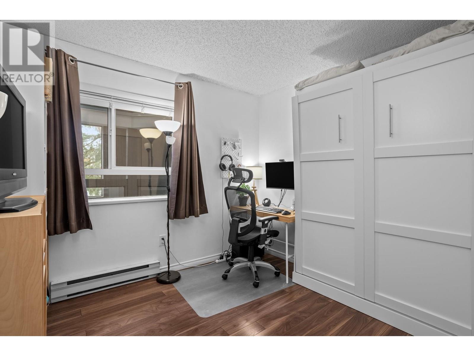 Listing Picture 13 of 36 : 311 1345 W 4TH AVENUE, Vancouver / 溫哥華 - 魯藝地產 Yvonne Lu Group - MLS Medallion Club Member