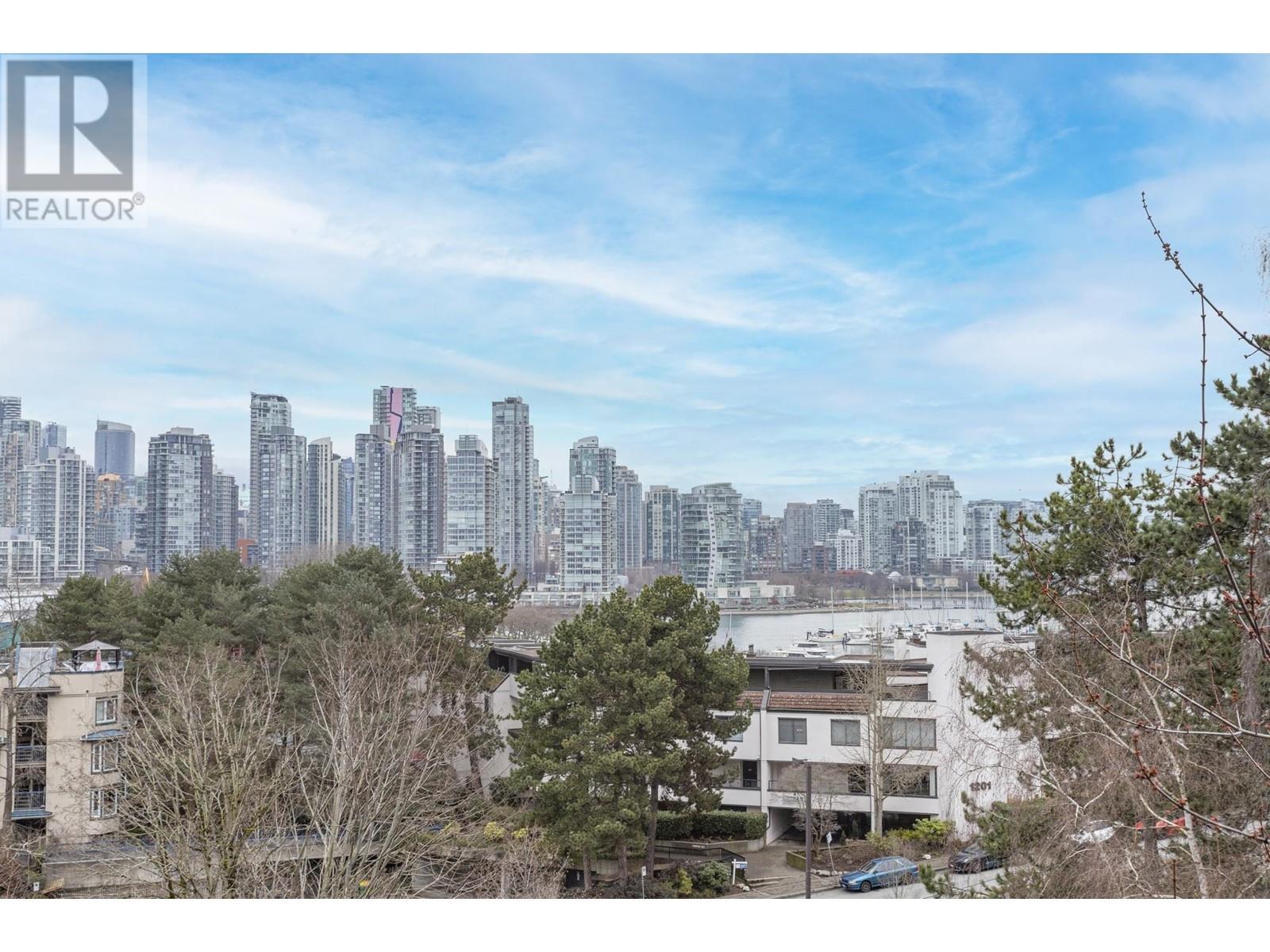 Listing Picture 20 of 36 : 311 1345 W 4TH AVENUE, Vancouver / 溫哥華 - 魯藝地產 Yvonne Lu Group - MLS Medallion Club Member