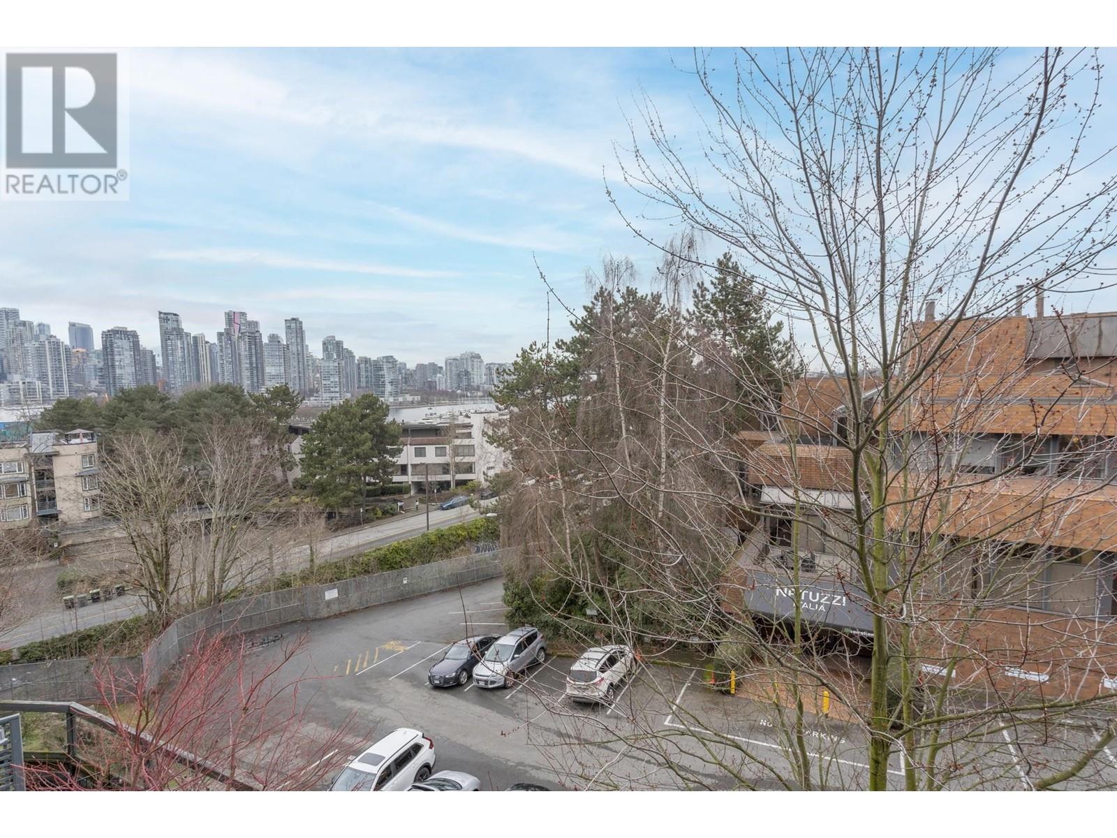 Listing Picture 22 of 36 : 311 1345 W 4TH AVENUE, Vancouver / 溫哥華 - 魯藝地產 Yvonne Lu Group - MLS Medallion Club Member