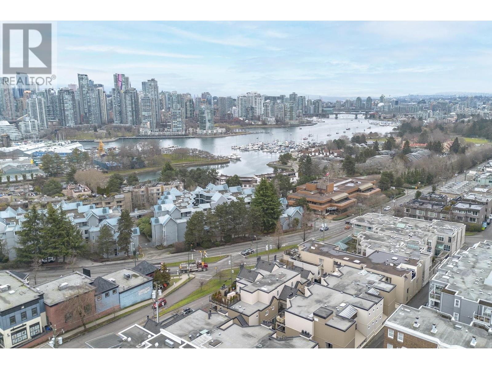 Listing Picture 30 of 36 : 311 1345 W 4TH AVENUE, Vancouver / 溫哥華 - 魯藝地產 Yvonne Lu Group - MLS Medallion Club Member