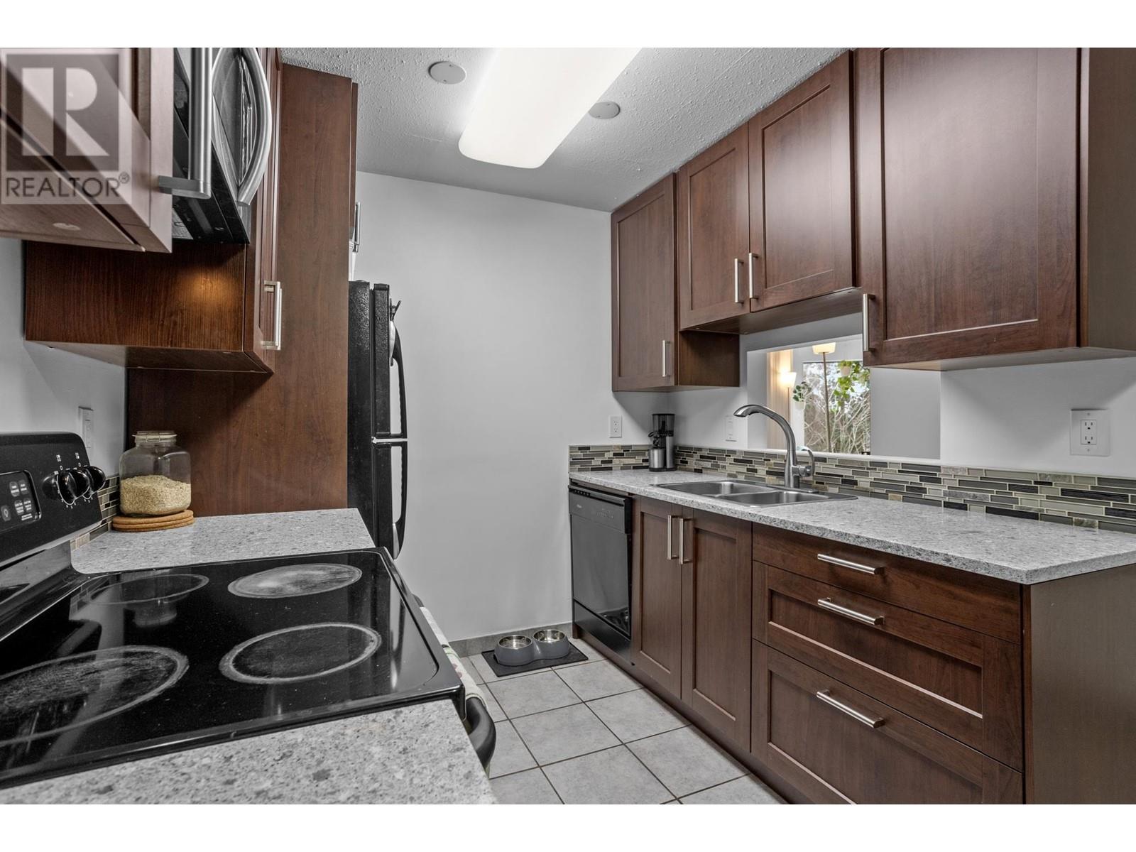 Listing Picture 7 of 36 : 311 1345 W 4TH AVENUE, Vancouver / 溫哥華 - 魯藝地產 Yvonne Lu Group - MLS Medallion Club Member