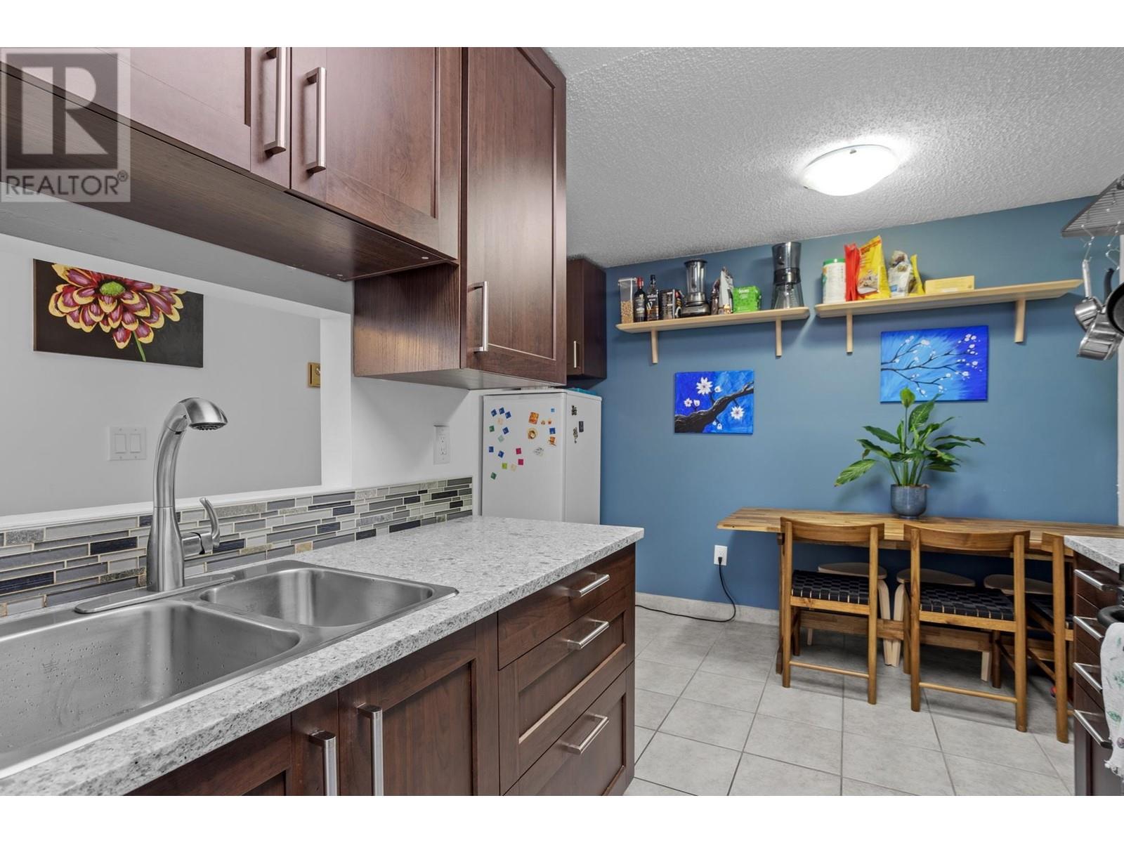 Listing Picture 8 of 36 : 311 1345 W 4TH AVENUE, Vancouver / 溫哥華 - 魯藝地產 Yvonne Lu Group - MLS Medallion Club Member