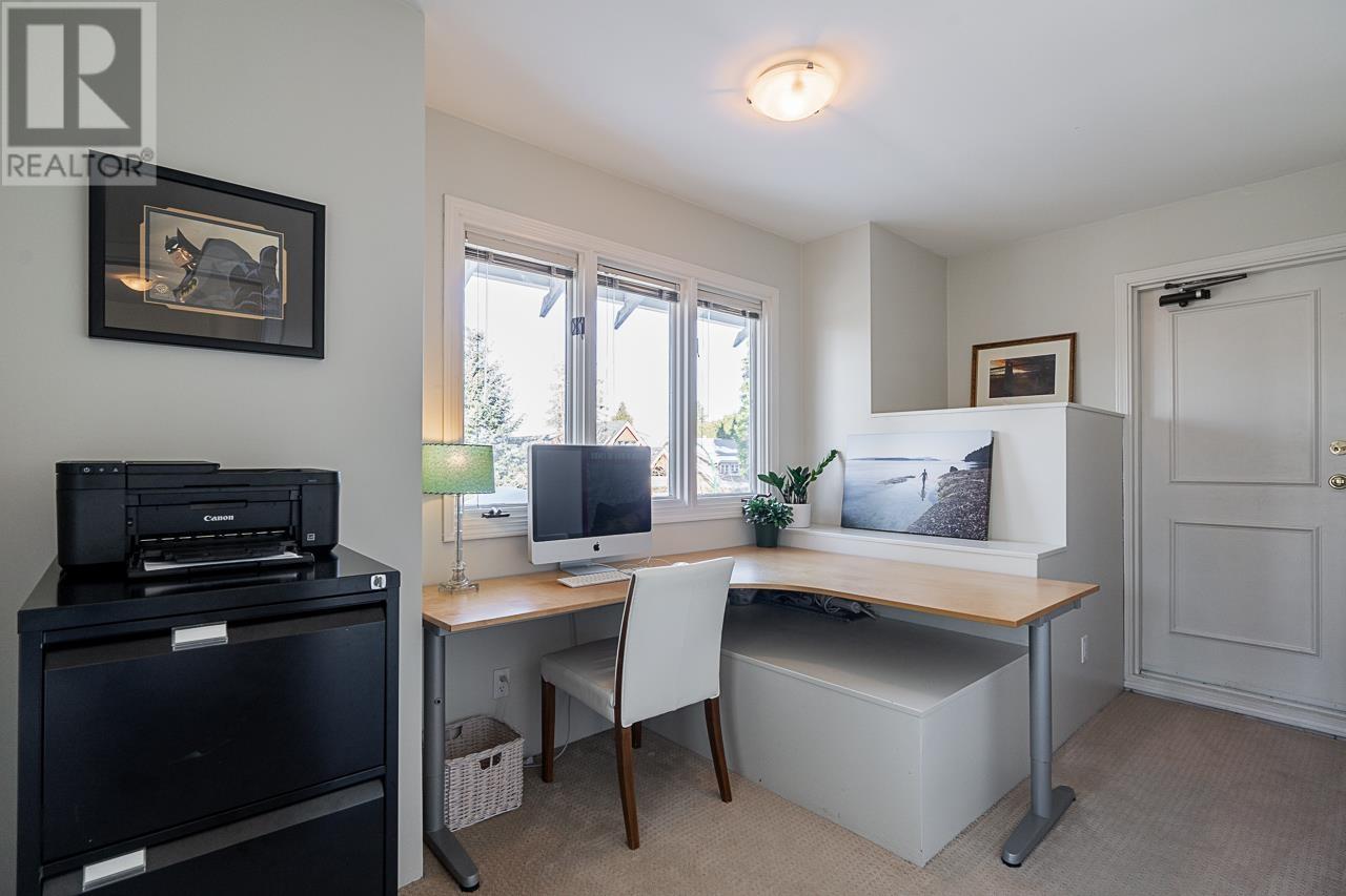 Listing Picture 13 of 19 : 3132 MAPLE STREET, Vancouver / 溫哥華 - 魯藝地產 Yvonne Lu Group - MLS Medallion Club Member