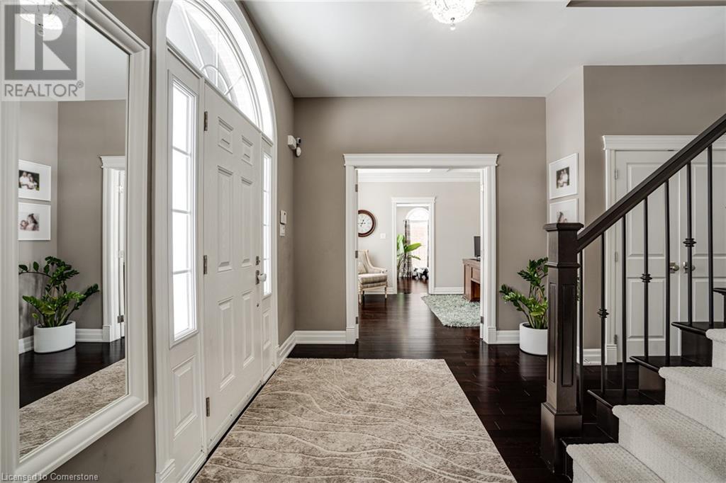 Property at 693 CEDAR Avenue image 3