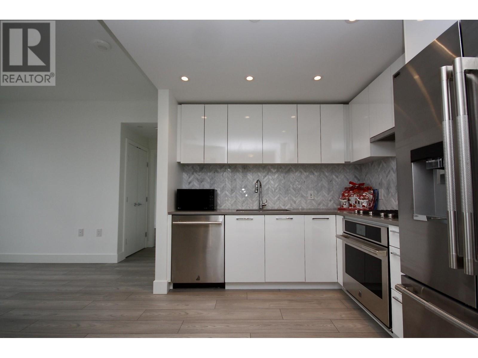 1404 3581 E Kent Avenue North, Vancouver, British Columbia  V5S 0H6 - Photo 4 - R2968293