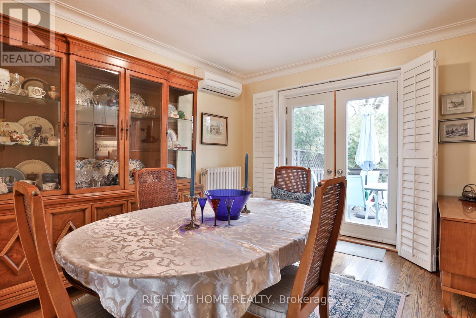 Property at 2103 AVENUE ROAD image 5