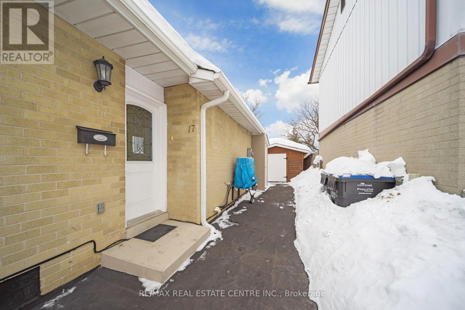 Property at 17 HALEY COURT image 4