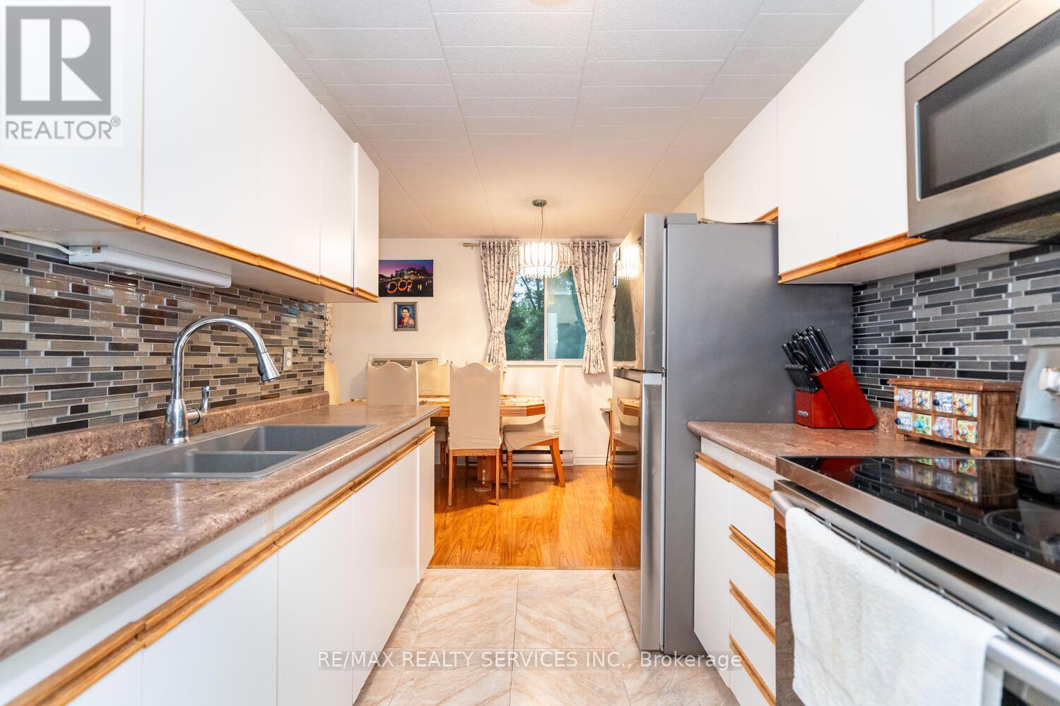 302 - 29 West Avenue W, Kitchener, Ontario  N2M 5E4 - Photo 8 - X11980170