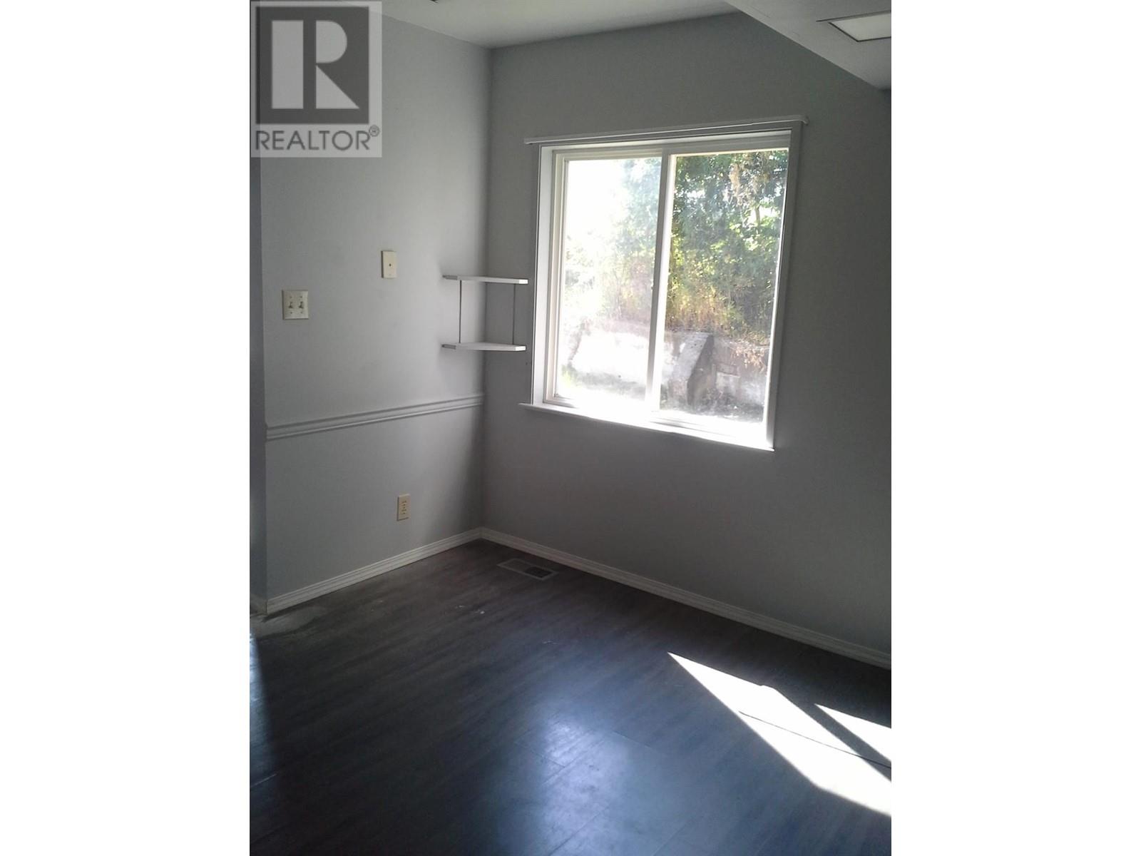 1422 Murdoch Street, Creston, British Columbia  V0B 1G4 - Photo 11 - 10334882