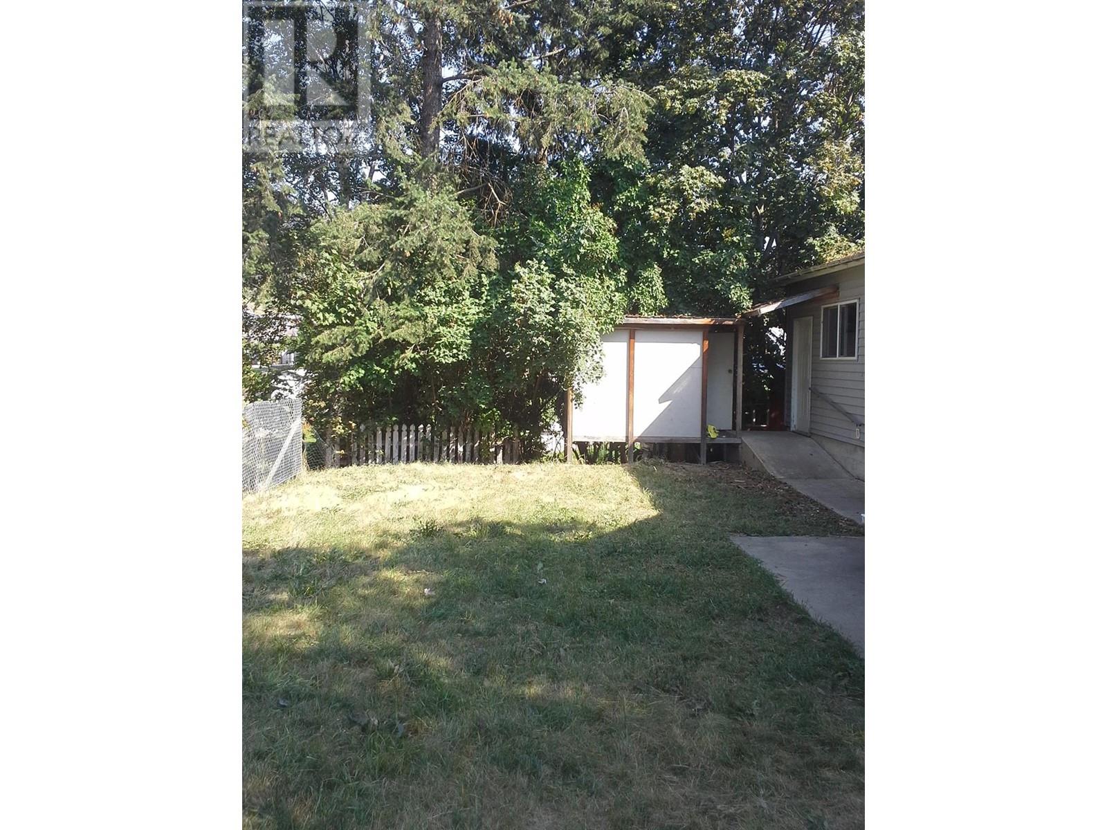 1422 Murdoch Street, Creston, British Columbia  V0B 1G4 - Photo 13 - 10334882