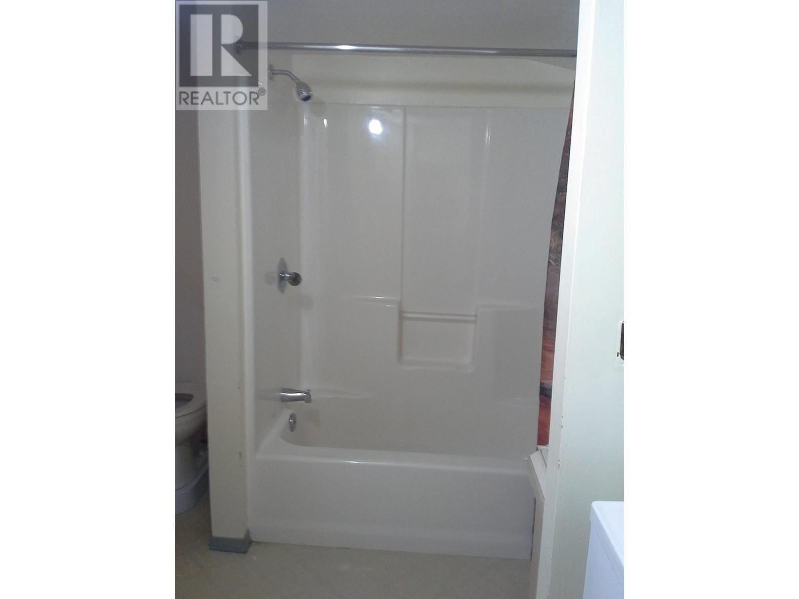 1422 Murdoch Street, Creston, British Columbia  V0B 1G4 - Photo 16 - 10334882