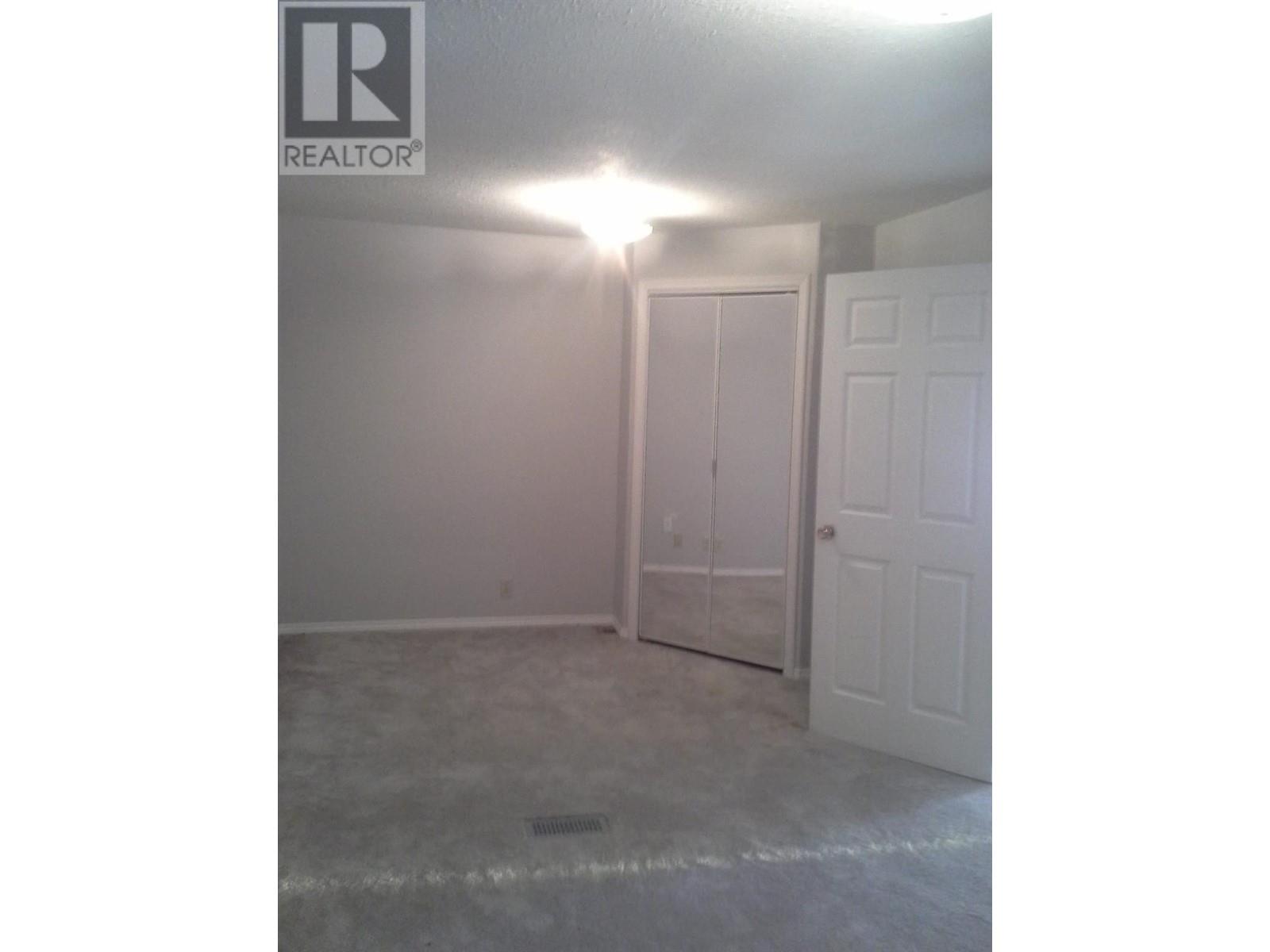 1422 Murdoch Street, Creston, British Columbia  V0B 1G4 - Photo 4 - 10334882