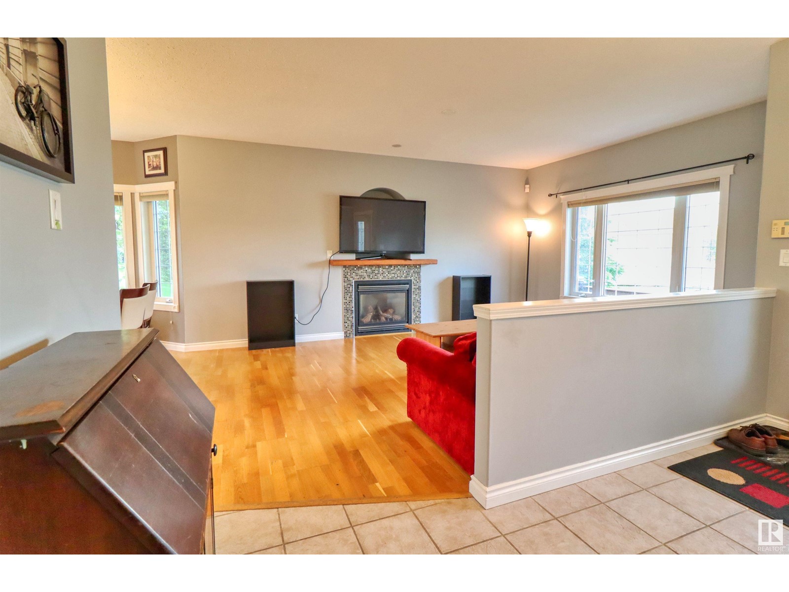 Property at 5209 Drake DR image 3