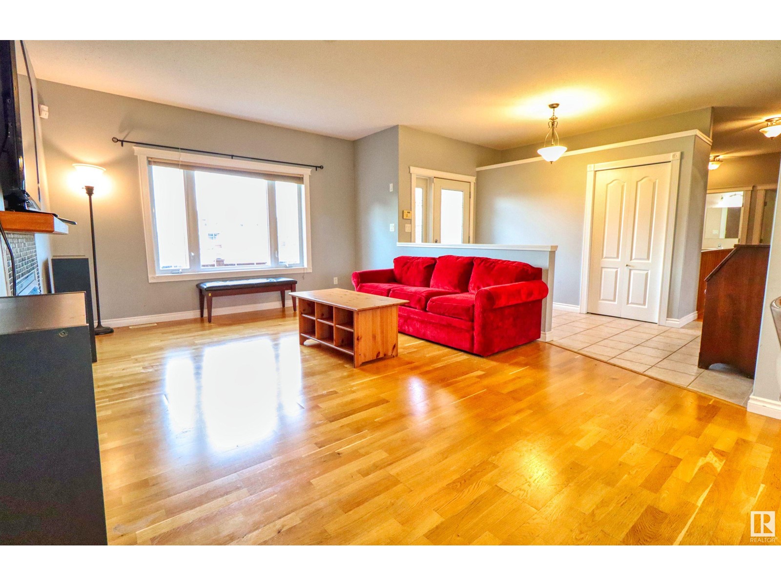 Property at 5209 Drake DR image 4