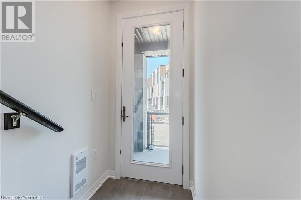 142 Foamflower Place Unit# A011, Waterloo, Ontario  N2V 0G9 - Photo 2 - 40699606