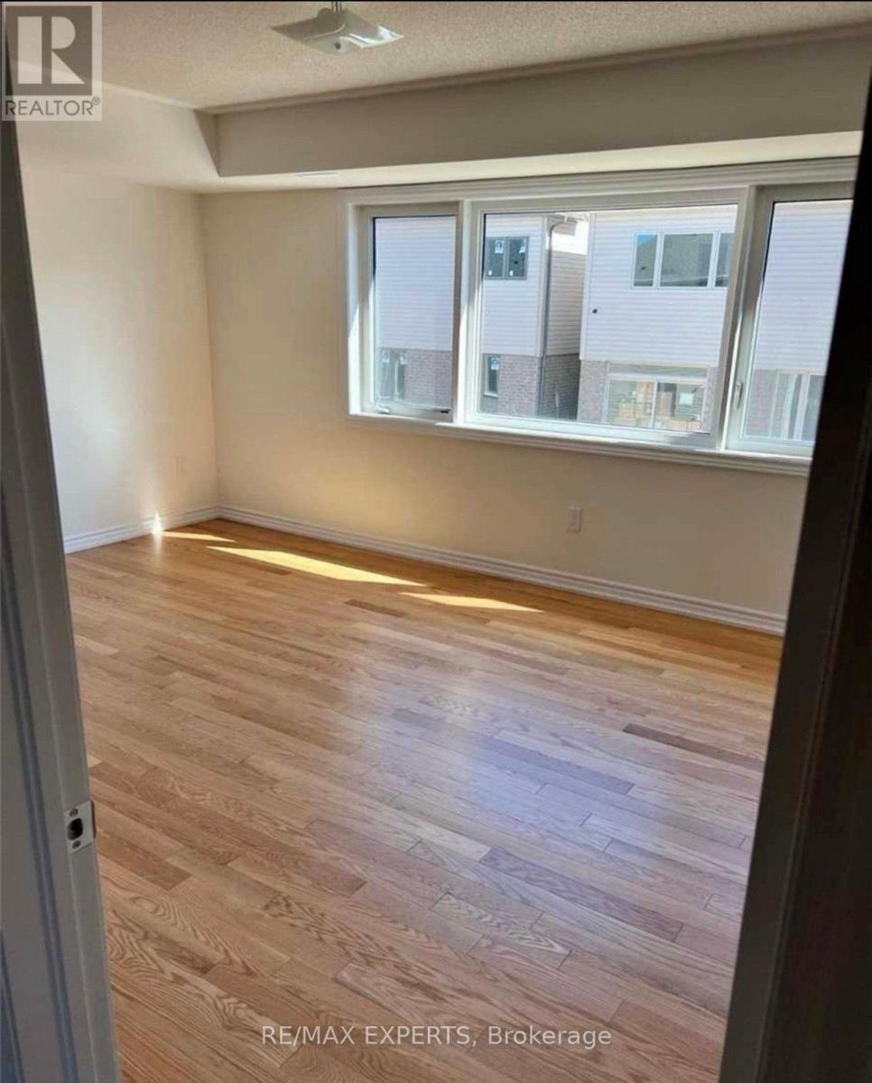 Property at 33 BANNISTER ROAD image 4
