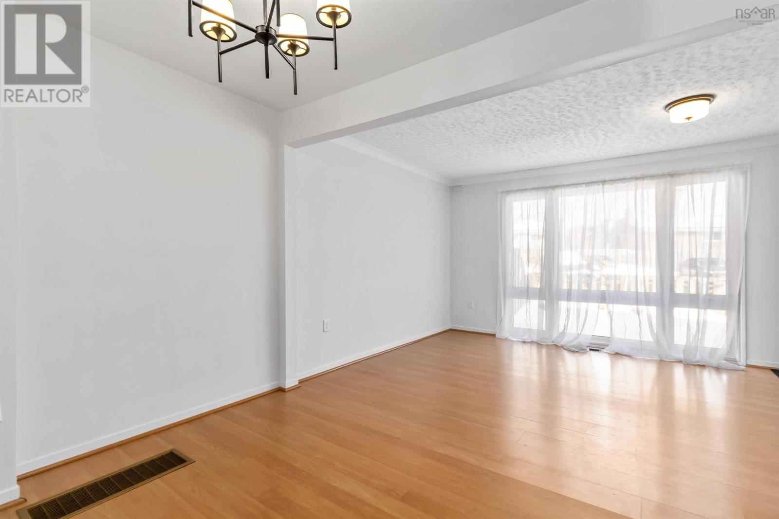 19 Forestside Crescent, Halifax, Nova Scotia  B3M 1M5 - Photo 12 - 202503256