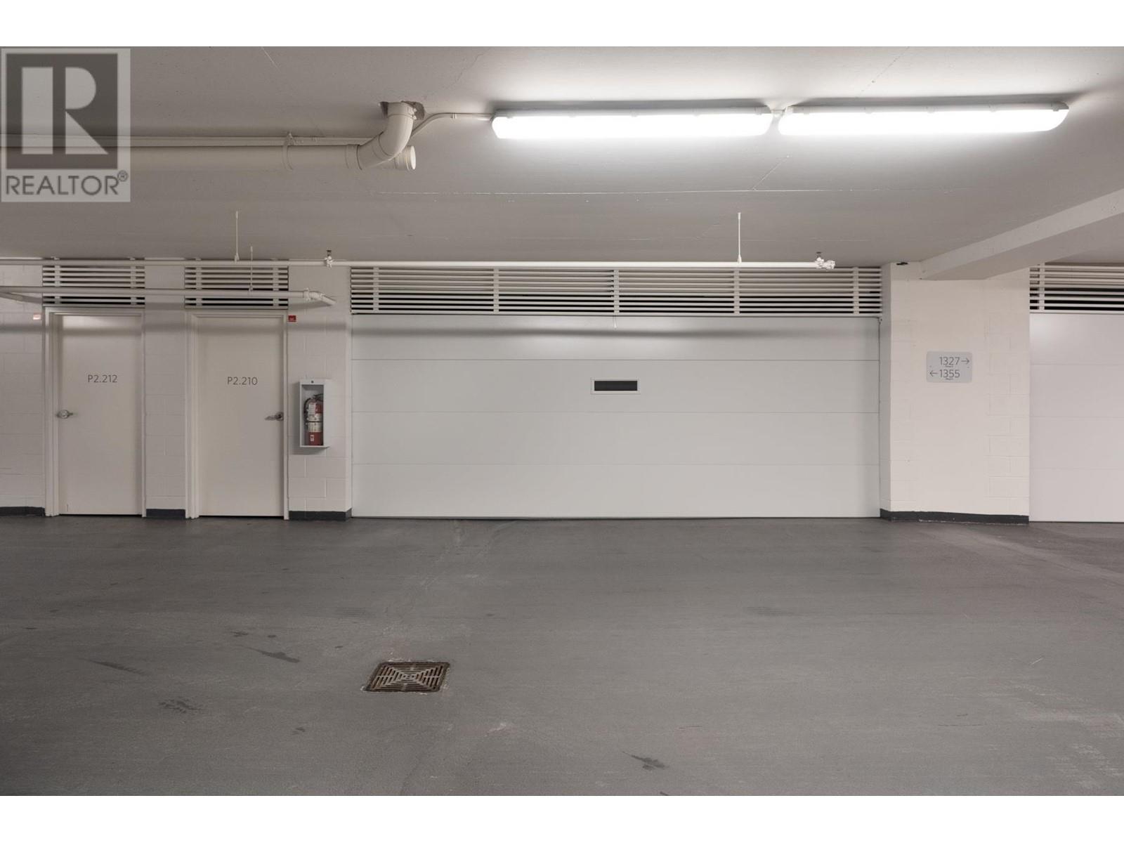 310 1355 Bellevue Avenue, West Vancouver, British Columbia  V7T 0B4 - Photo 39 - R2968725