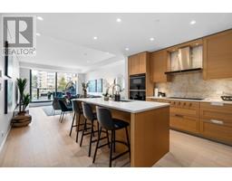 310 1355 BELLEVUE AVENUE, West Vancouver, British Columbia
