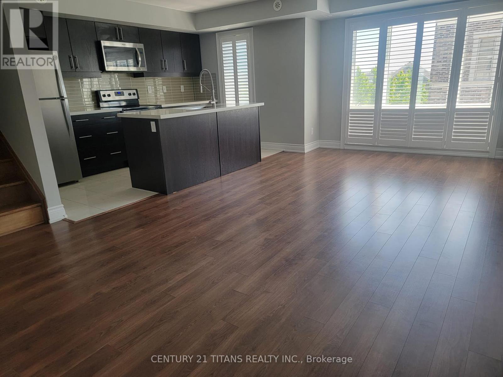 Property at 720 - 60 DUNSHEATH WAY image 2